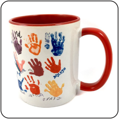 Taza de ceramica personalizada, calidad AAA+, interior y asa color rojo. Personalizala como quieras.