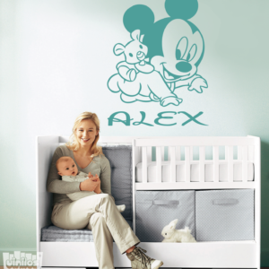Vinilo decorativo de Mickey con peluche + nombre personalizado